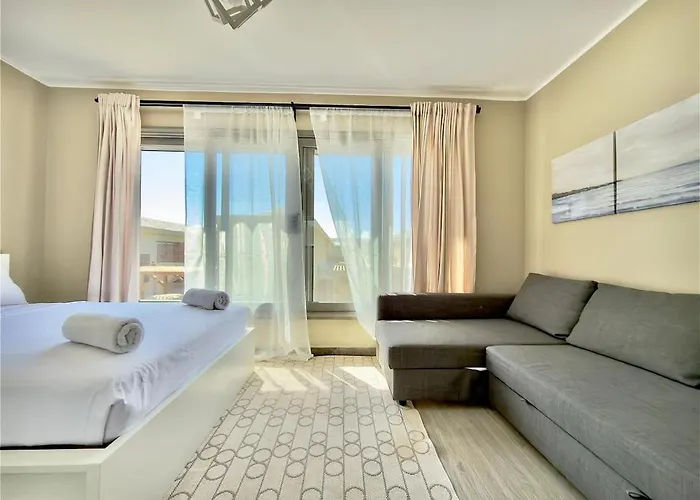 Bali Duplex Private Pool 2br & Nanny - Gouna